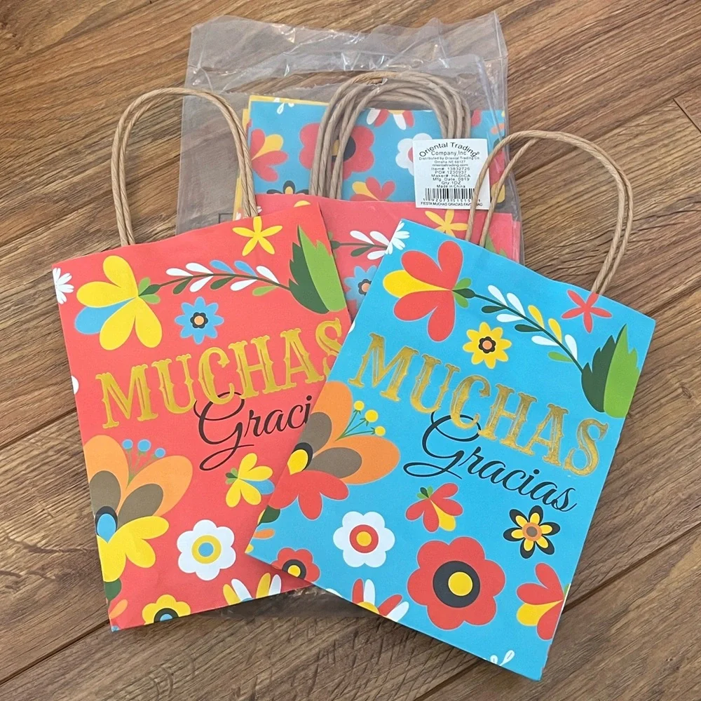 Colorful Floral 'Muchas Gracias' Gift Bags